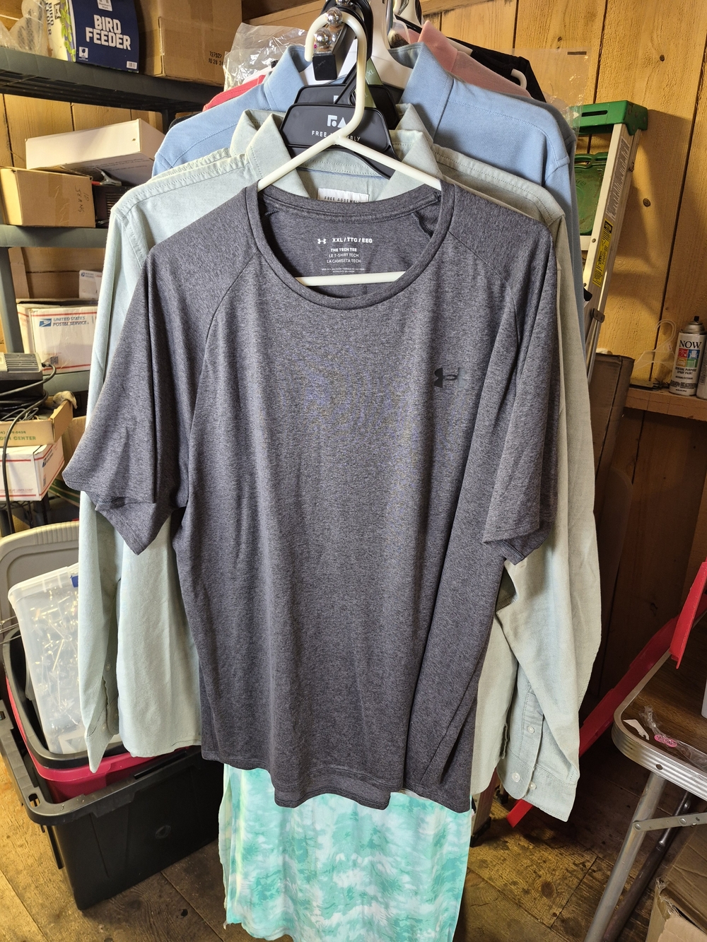 Under Armour Men's Charcoal Heather Performance Tee Bin 54